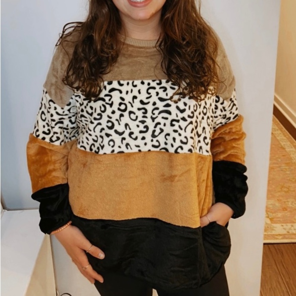 women’s multicolored sweater. (all have never been worn)